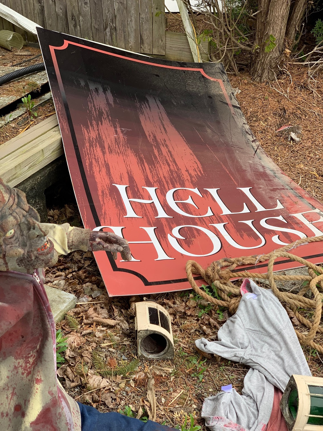 [News] Shudder Teams with Terror Films for Hell House LLC III: Lake of Fire