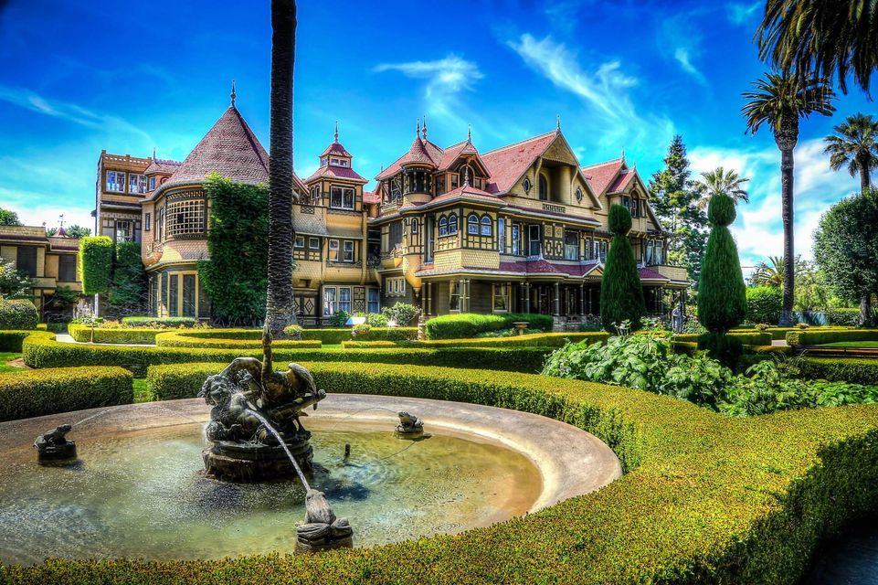 [News] Winchester Mystery House Offers Self-Guided February Flashlight Tours